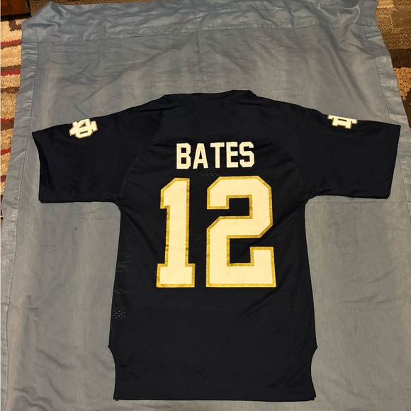 Notre Dame fighting Irish football jersey. This one is awesome size S/M 19 x 31 - Picture 4 of 5